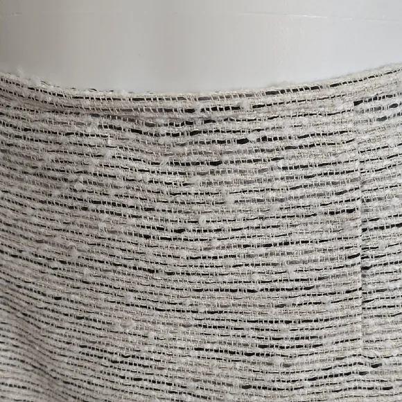 Calvin Klein Cream Black Sheath Jacket and Skirt Suit - Picture 5 of 12